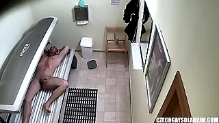 Czech Boy Jering Load of shit give Focus on Solarium